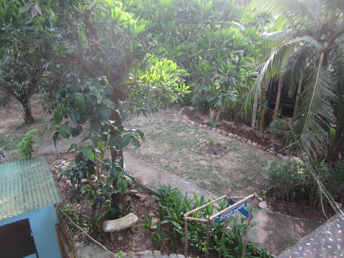 Happy Days Guest House Ko Kut Екстер'єр фото