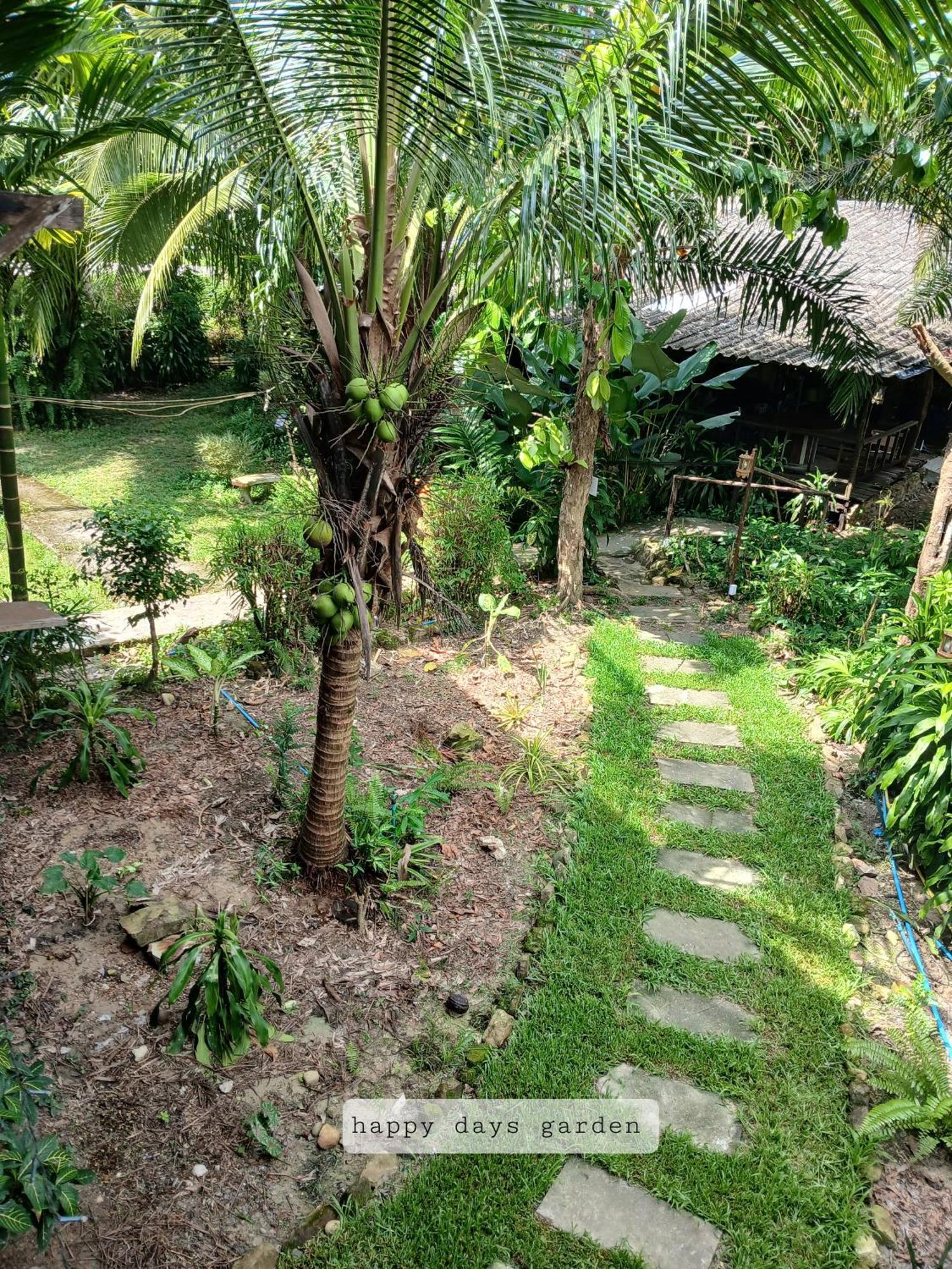 Happy Days Guest House Ko Kut Екстер'єр фото