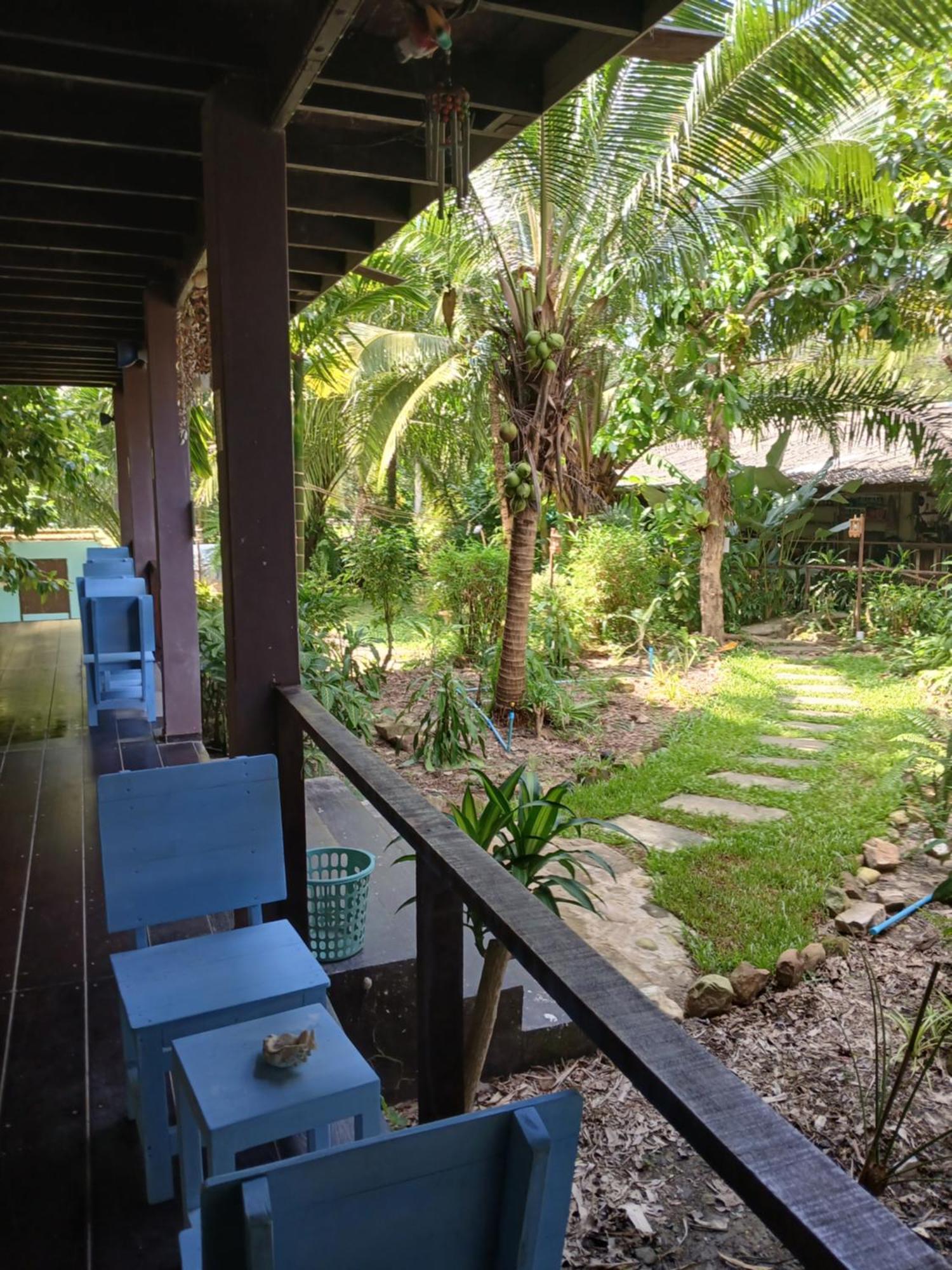 Happy Days Guest House Ko Kut Екстер'єр фото