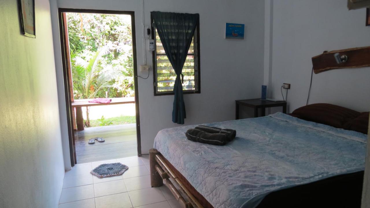 Happy Days Guest House Ko Kut Екстер'єр фото